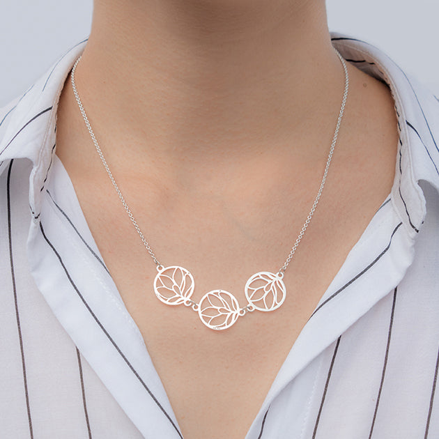 Collar corto Amapola plata