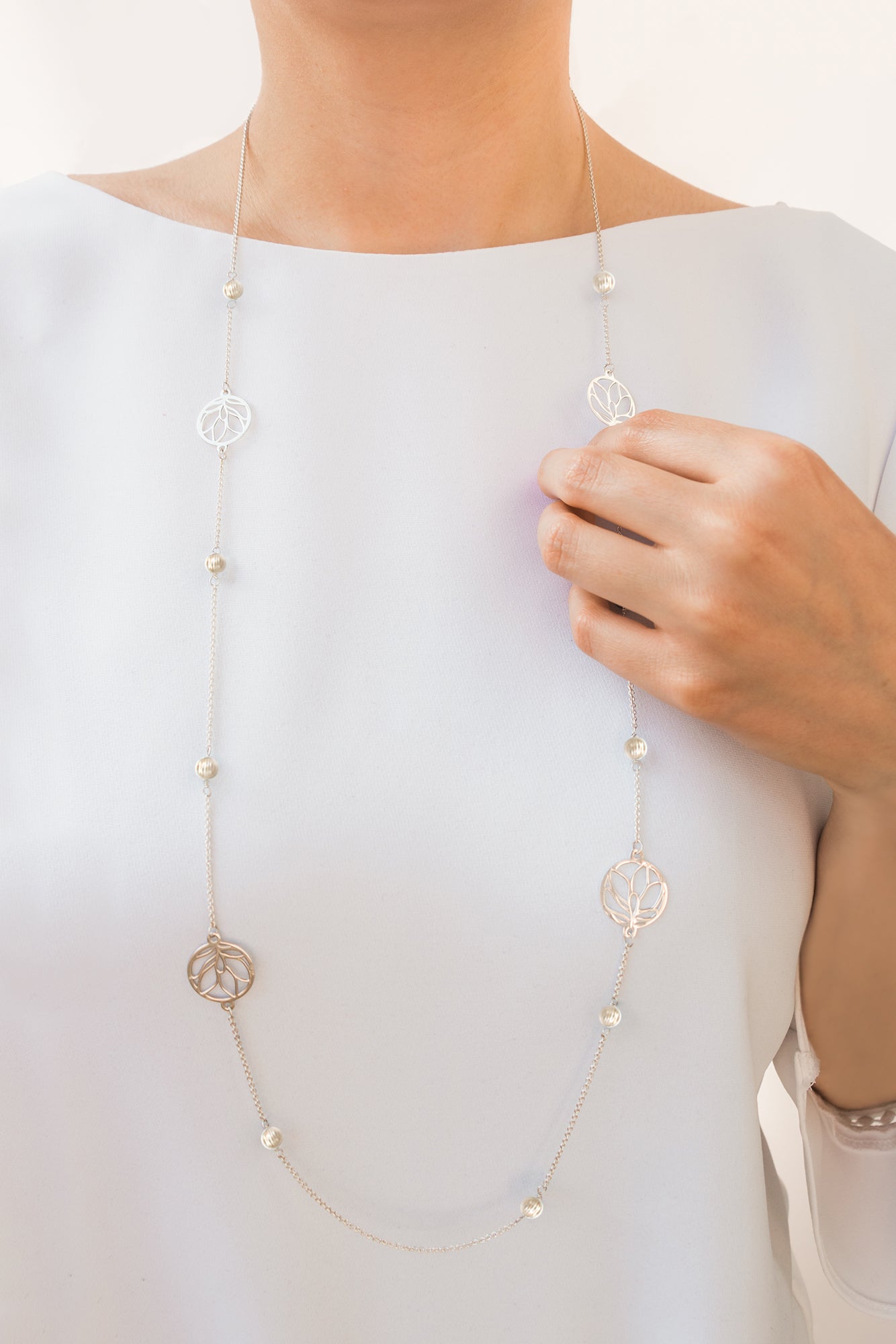 Collar largo Amapola de plata con perlas