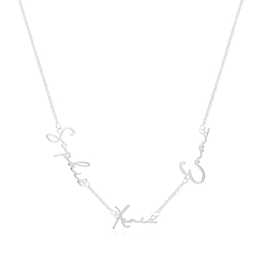 Collar de plata 2 nombres y corazón en tipografía caligrafía