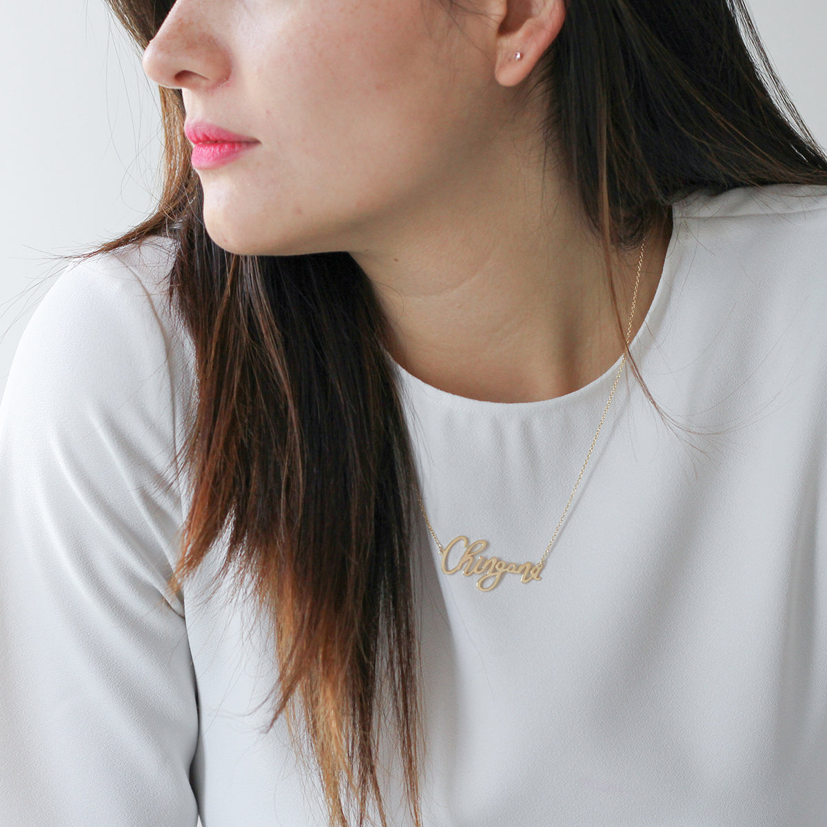 Collar Chingona de plata con baño de oro