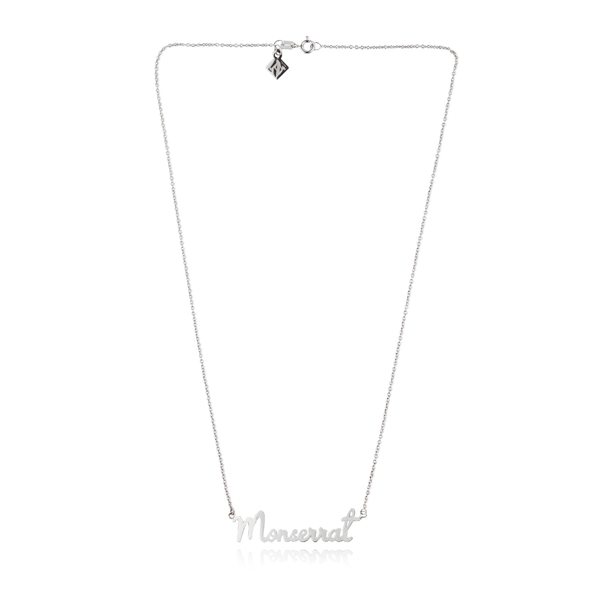 Collar nombre de plata en tipografía manuscrita