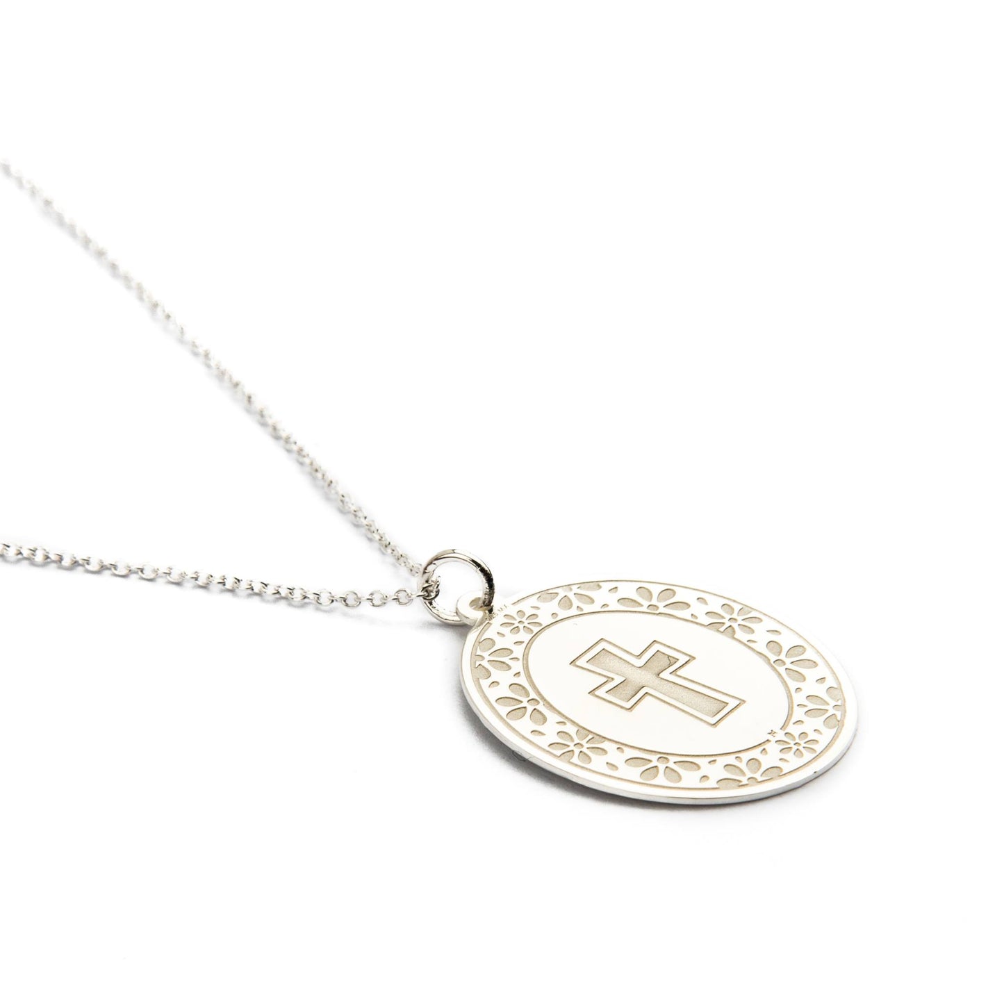 Medalla Nube chica con cruz de plata