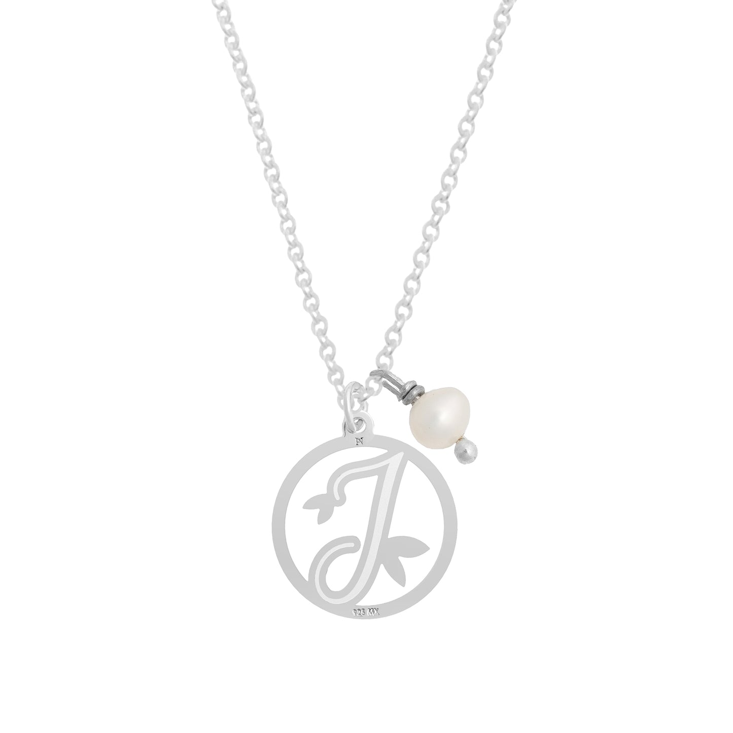 Dije Florecer de plata con inicial J y perla
