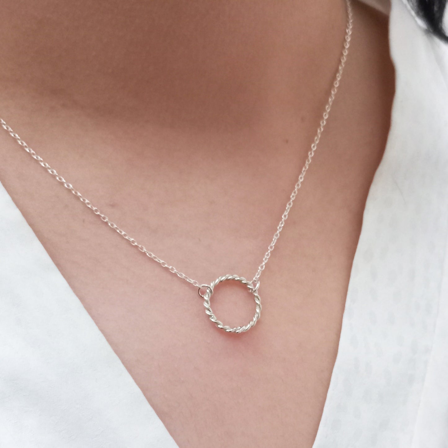 Collar Bejuco chico con cadena de plata