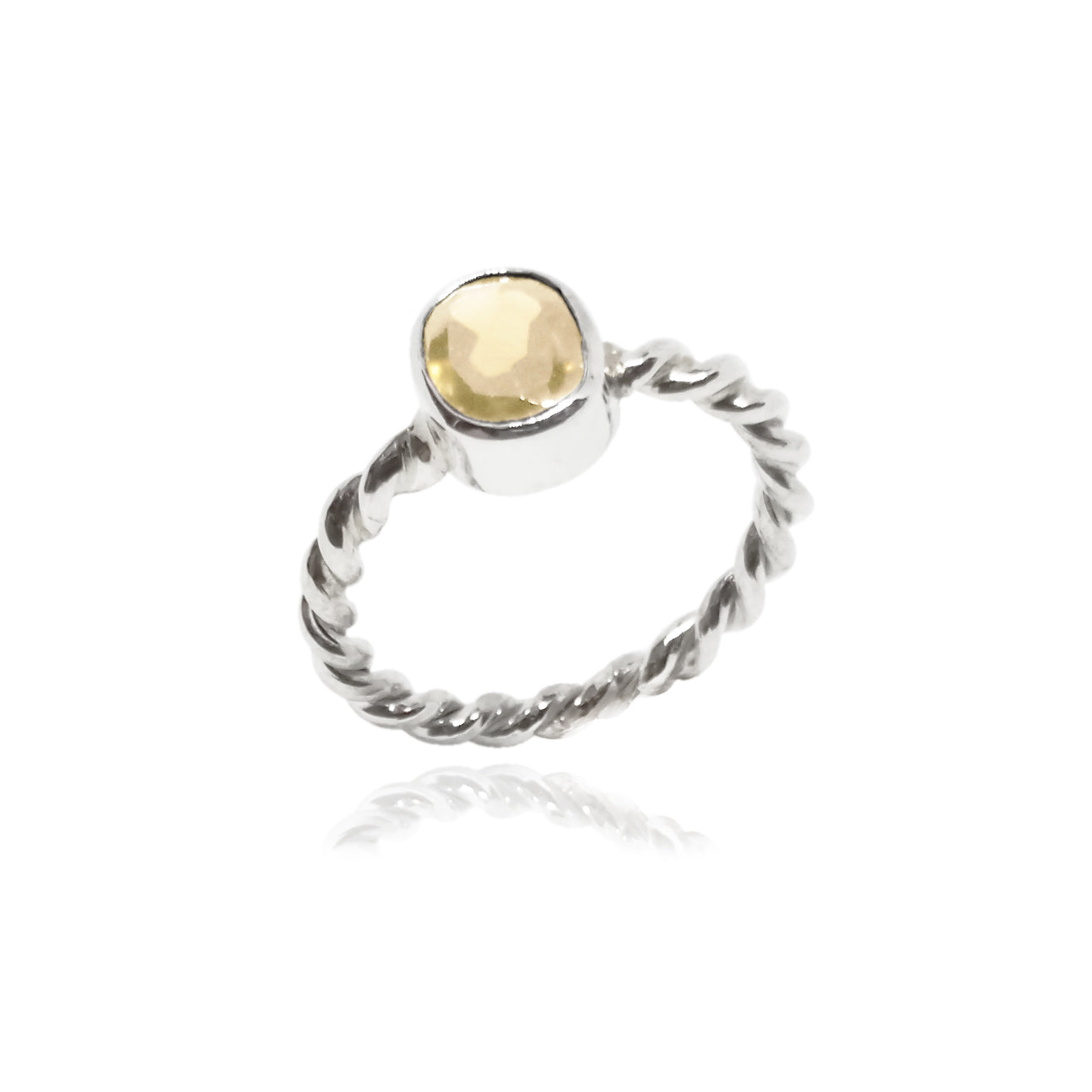 Anillo Bejuco con cuarzo amarillo