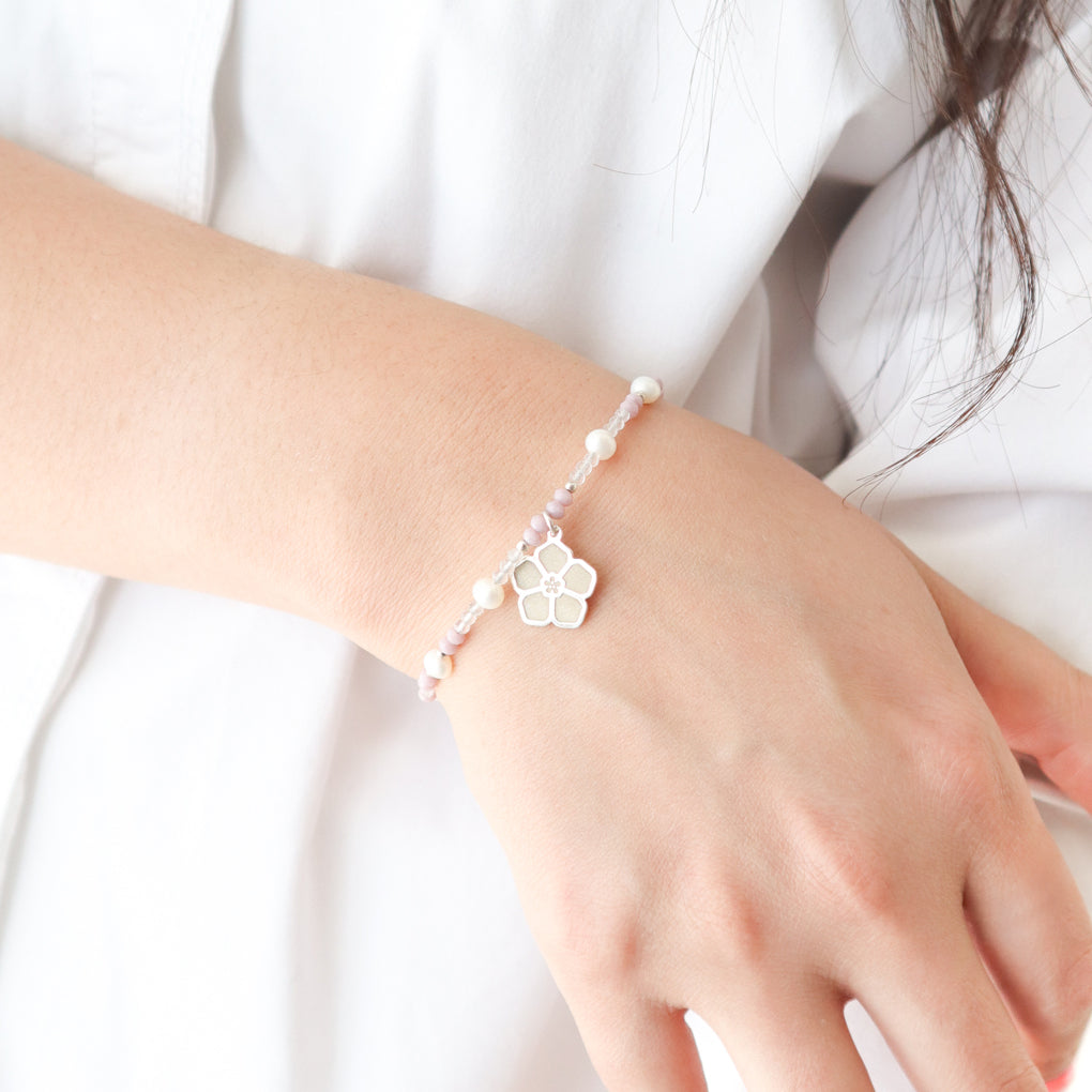 Pulsera Suerte Petunia de plata con piedras y perlas