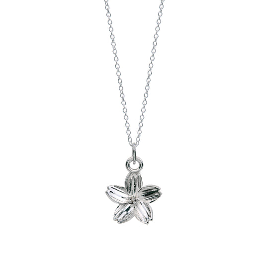 Dije Flor de Cerezo con cadena de plata