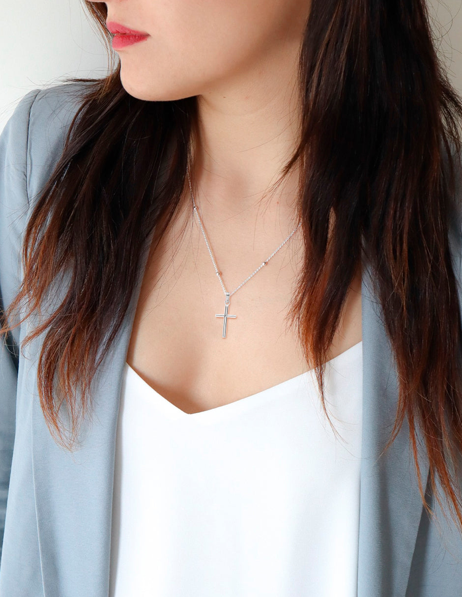 Collar Nube cruz de plata con cadena bolitas