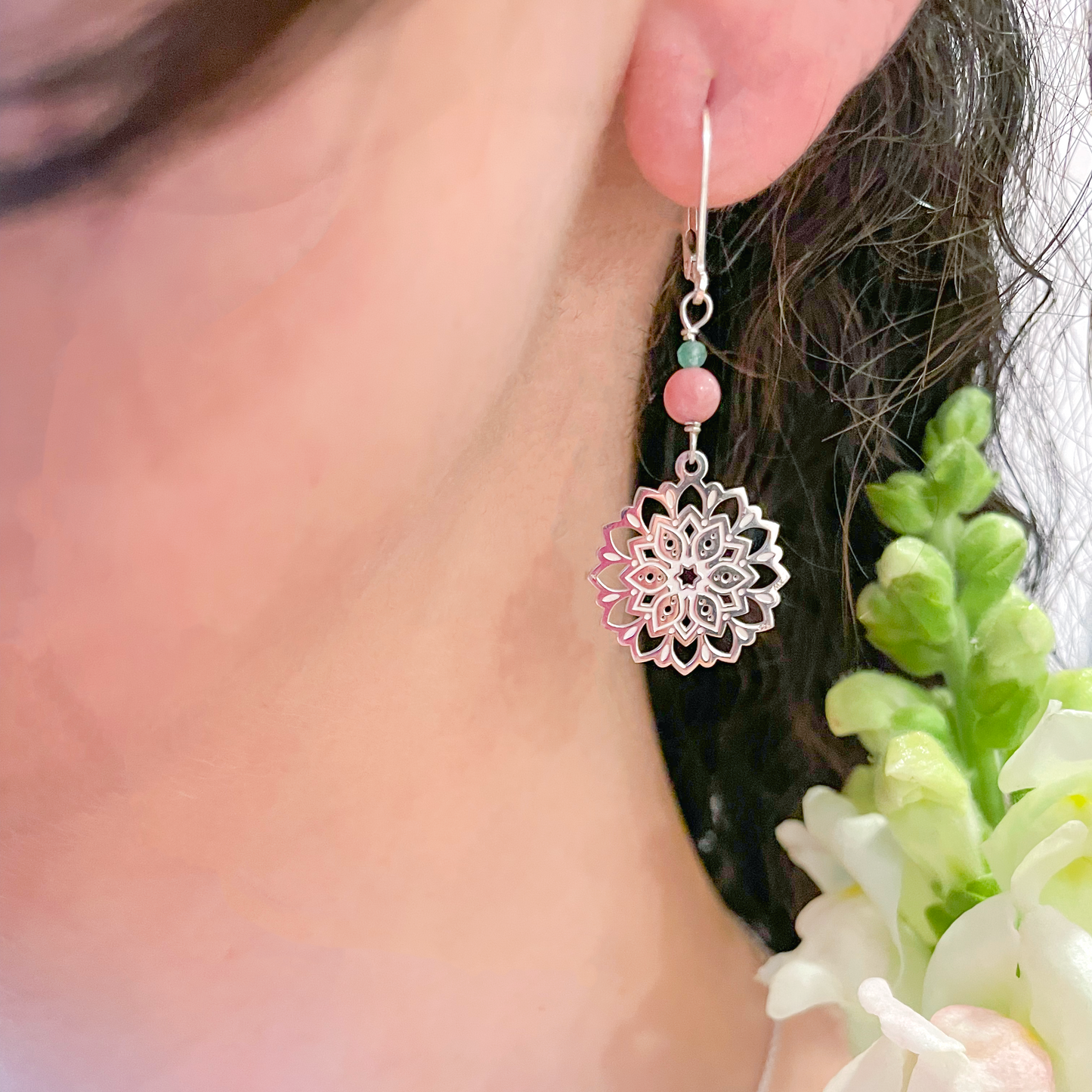 Aretes Bromelia de plata y piedras naturales