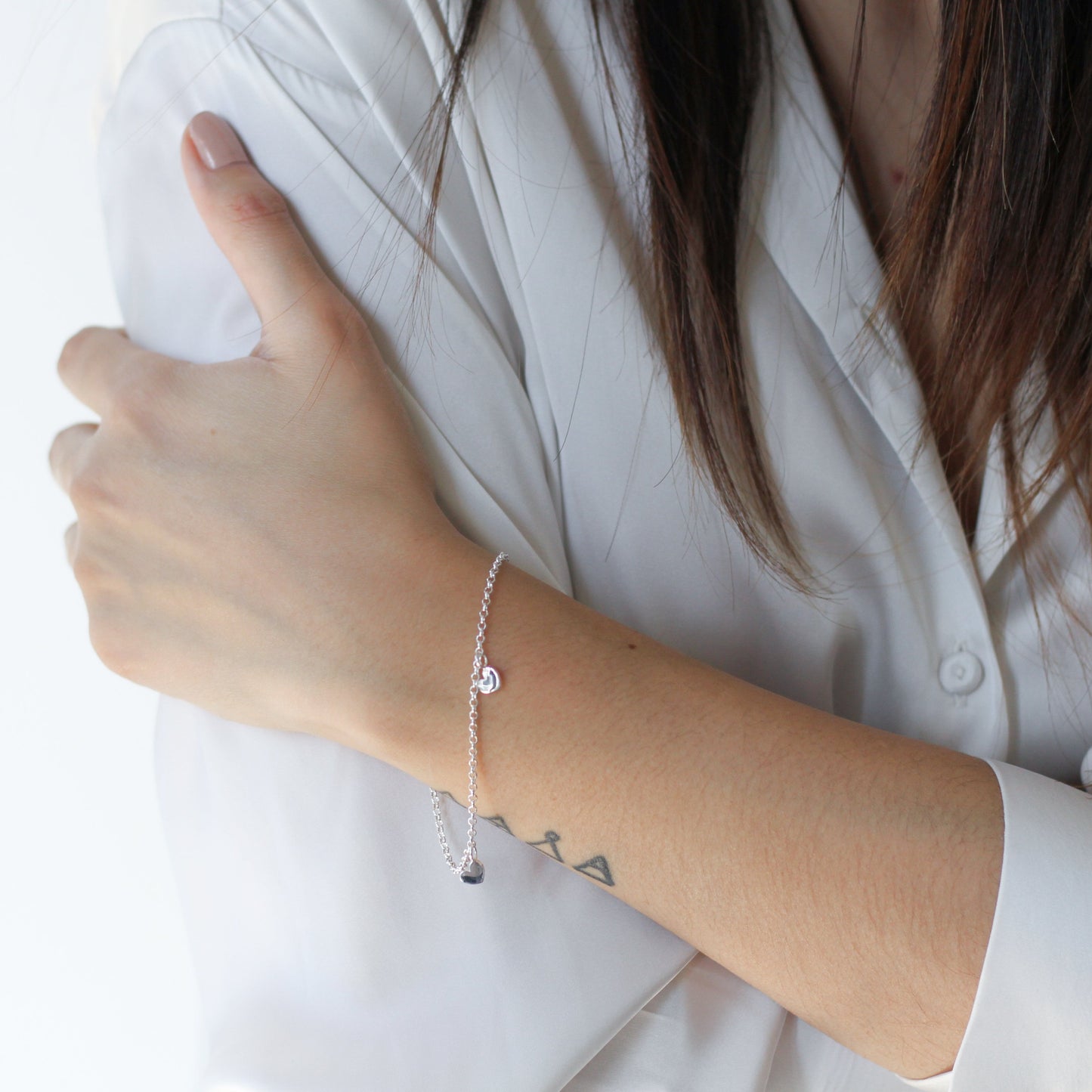 Pulsera corazón Amore cadena con corazones de plata