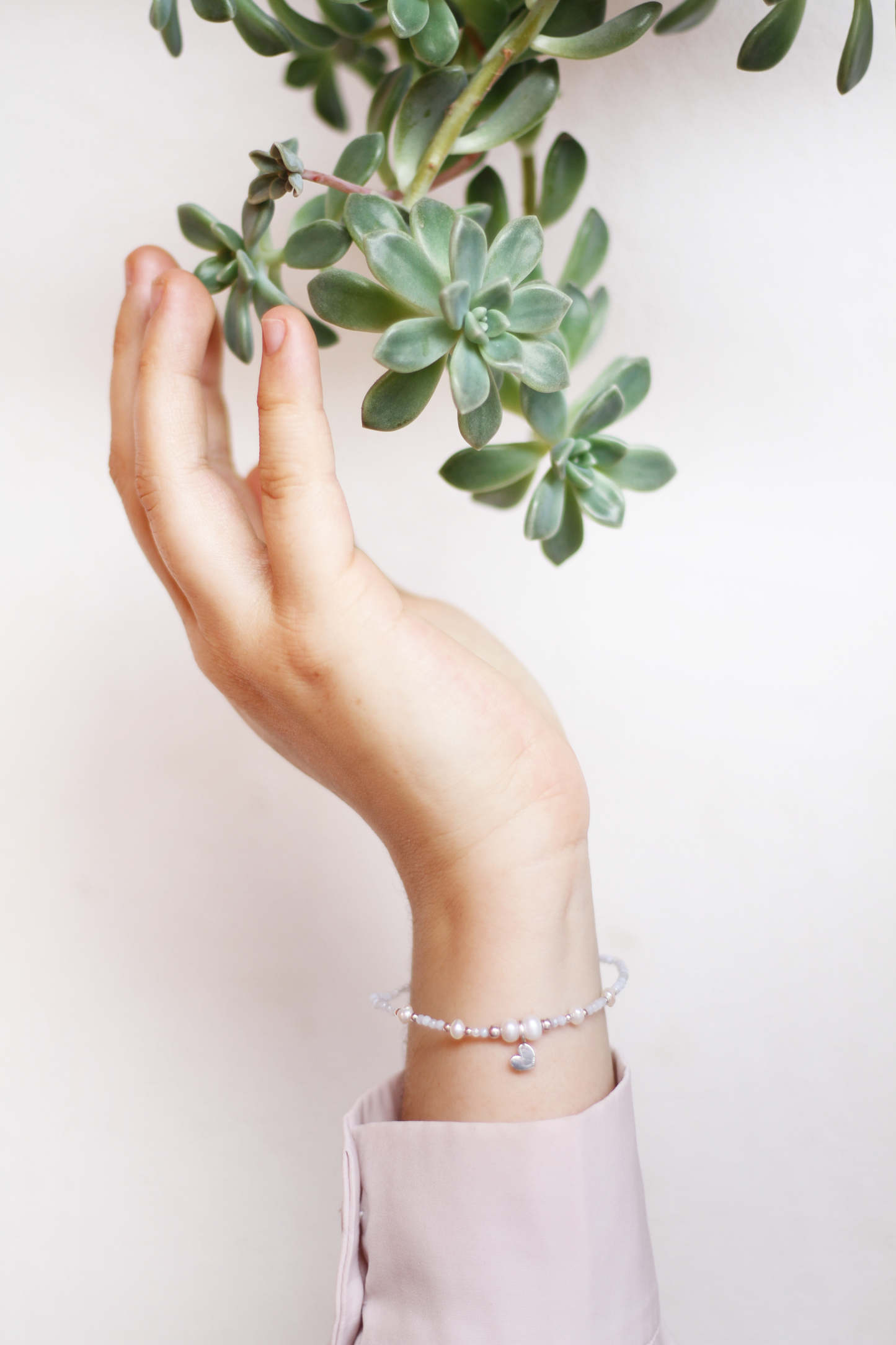 Pulsera corazón Amore de calcedonia azul y perlas