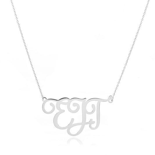 Collar de iniciales estilo Monograma
