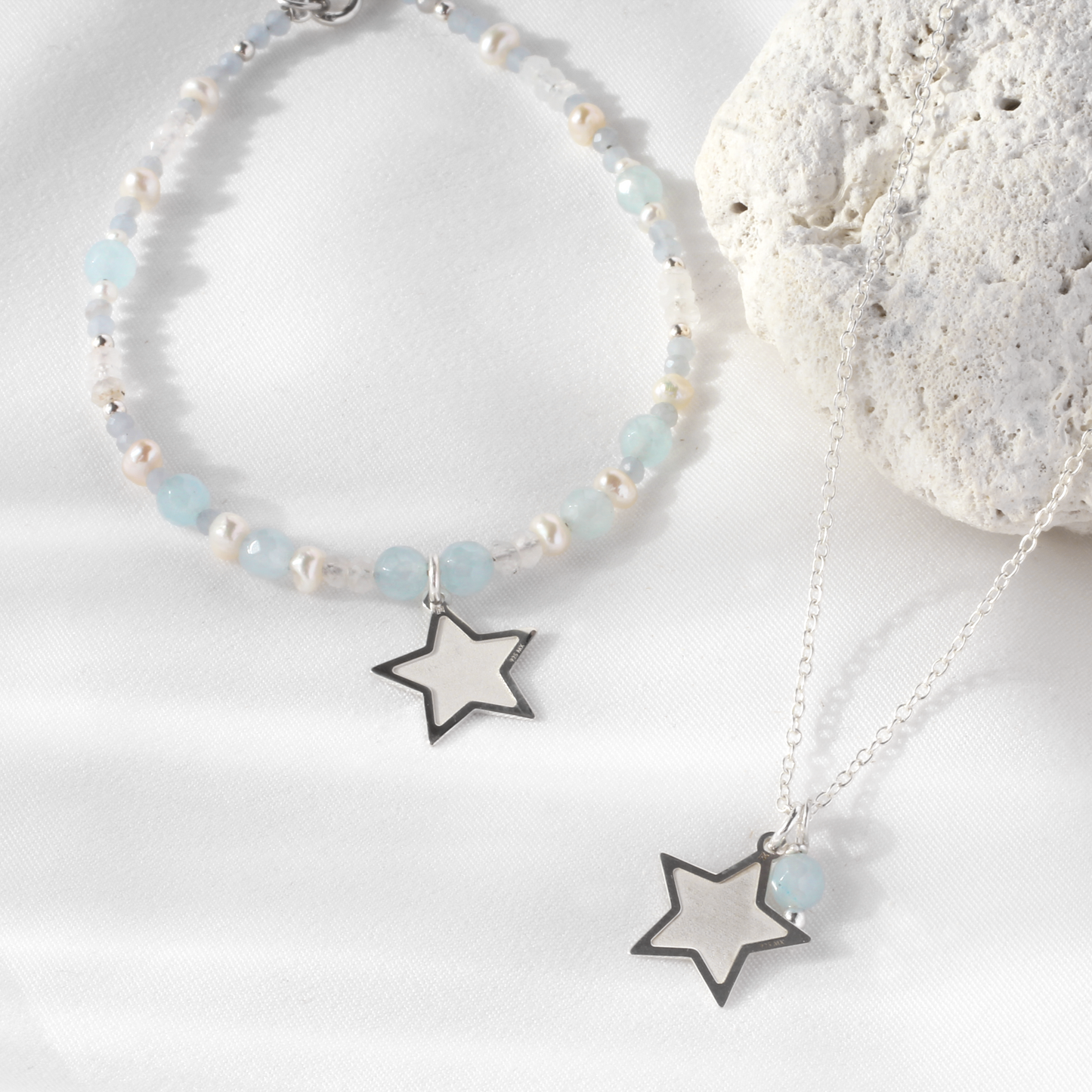Pulsera Suerte Estrella con piedras y perlas