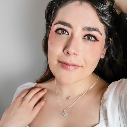 Aretes Gaia alejandrita mini de plata